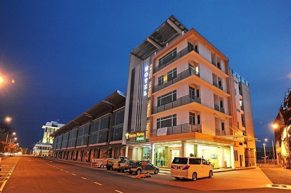 Terra Nova 3* Malacca